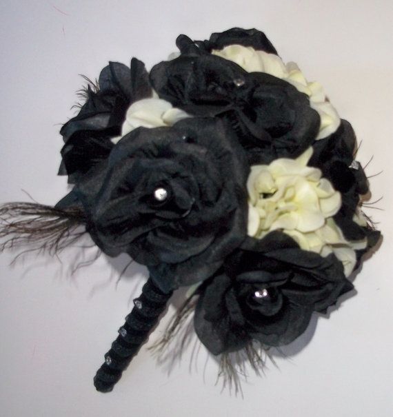 il bouquet della sposa, gioiello, colore nero