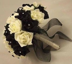 il bouquet della sposa, gioiello, colore nero 4