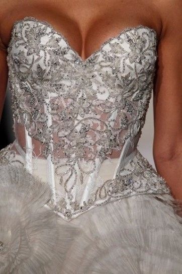 abito da sposa, stile bustier - dettaglio corpetto 1