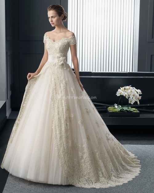 abito da sposa, stile scollo omerale 7