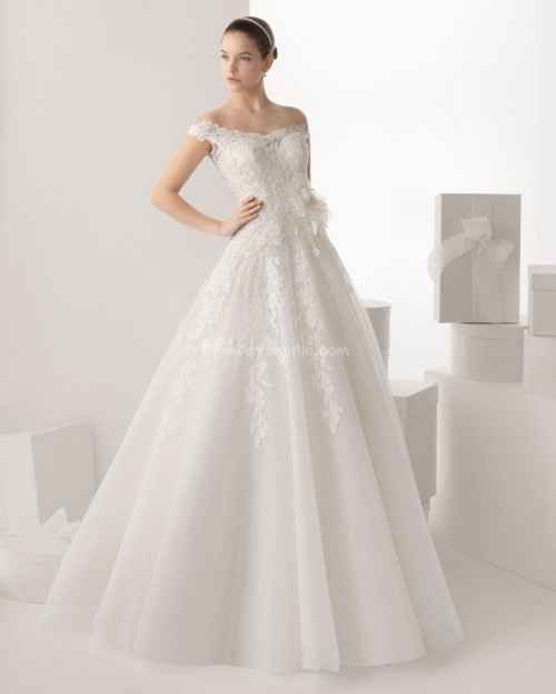 abito da sposa, stile scollo omerale 10