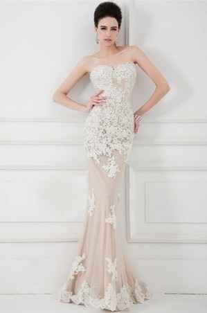 abito da sposa, stile nude look 15