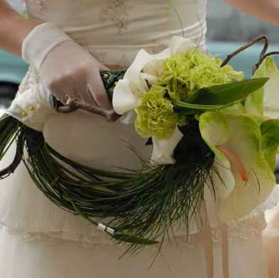 Bouquet a fascio, a braccio, a stelo lungo destrutturati