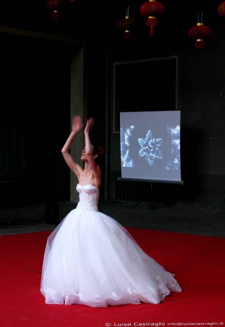 Il reportage delle nostre nozze - Performance Teatro Danza "Water Crystal" : omaggio della sposa all