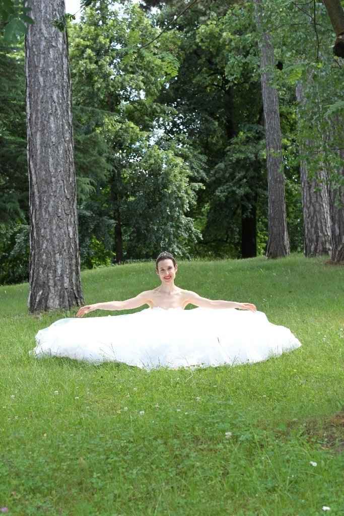 TRASH THE DRESS - LOVE THE DRESS  - green of love 2