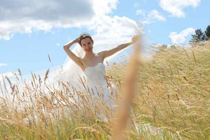 TRASH THE DRESS - LOVE THE DRESS  - field of love