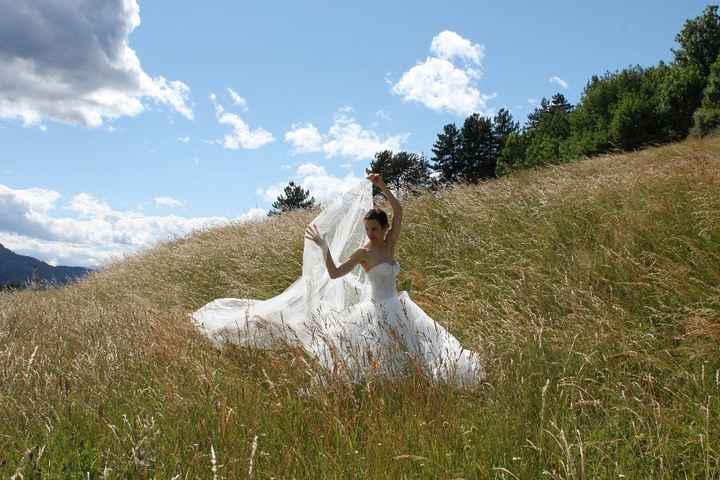 TRASH THE DRESS - LOVE THE DRESS  - field of love 1