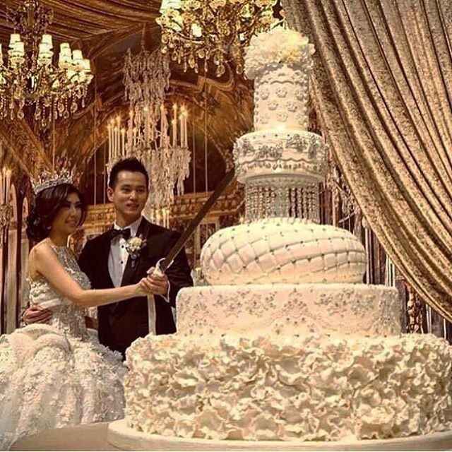 Torte nuziali da sogno - la proposta di oggi  25/12/2015 -  si o no?