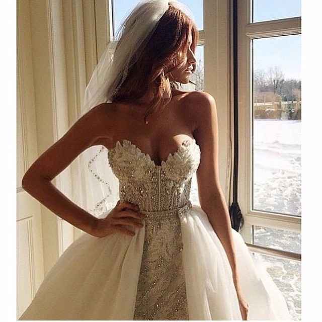 Abiti da sposa da sogno: la proposta di oggi 27/12/2015 : si o no?