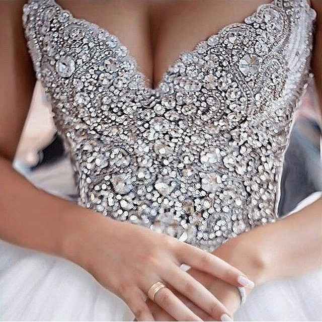 Abiti da sposa da sogno: la proposta di oggi 06/01/2016 : si o no?