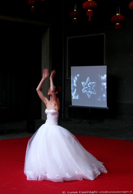 Il reportage delle nostre nozze - Performance Teatro Danza "Water Crystal" : omaggio della sposa all