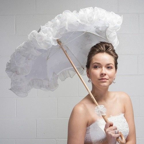 Guida agli accessori da sposa 9 - l'ombrello - Volant