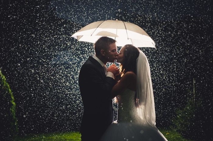 Guida agli accessori da sposa 9 - l'ombrello - pioggia