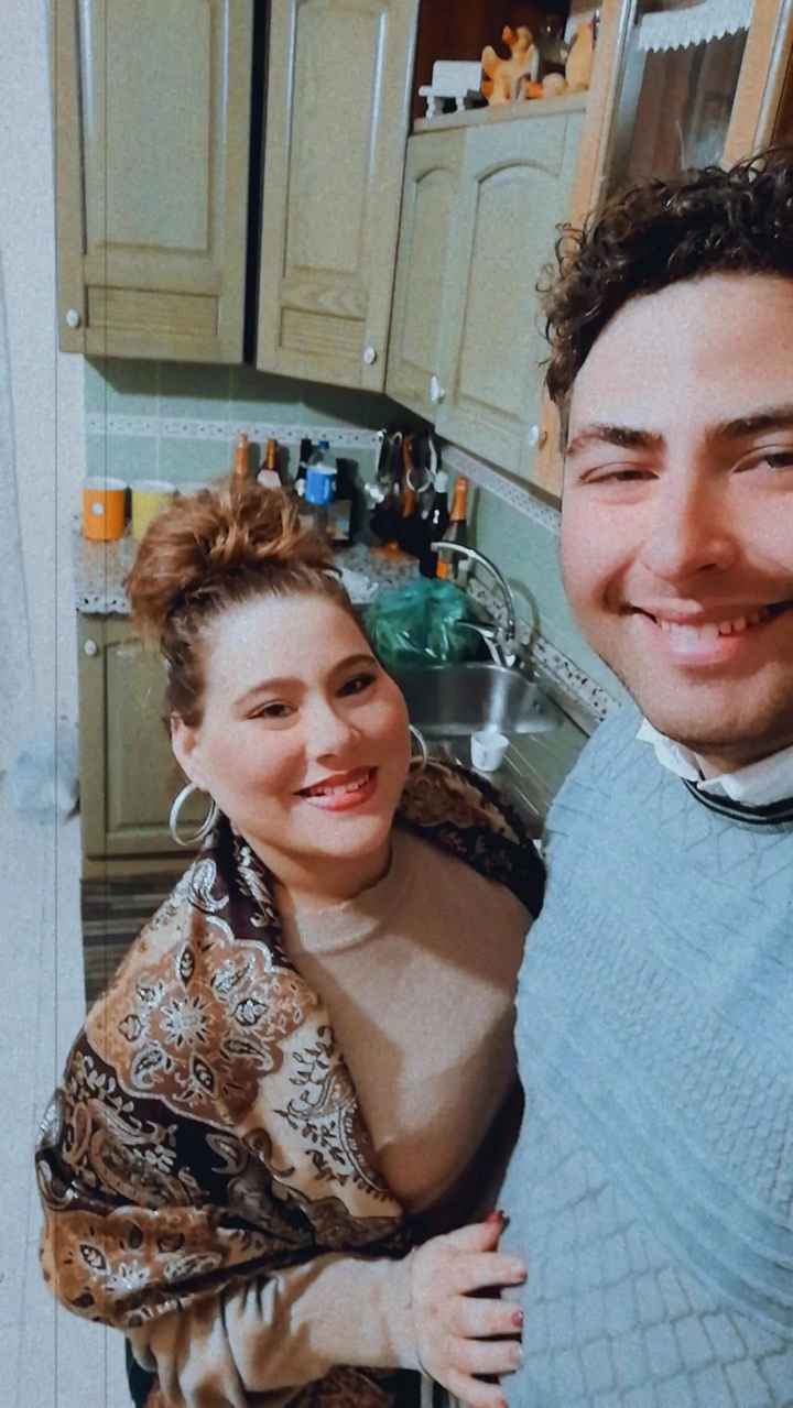 Postate una foto di voi due 👇 - 1