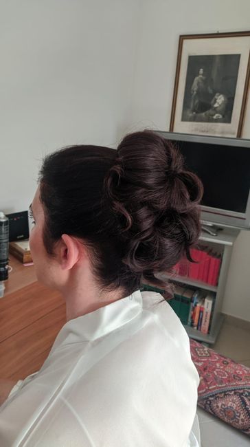 Capelli raccolti o sciolti? 9