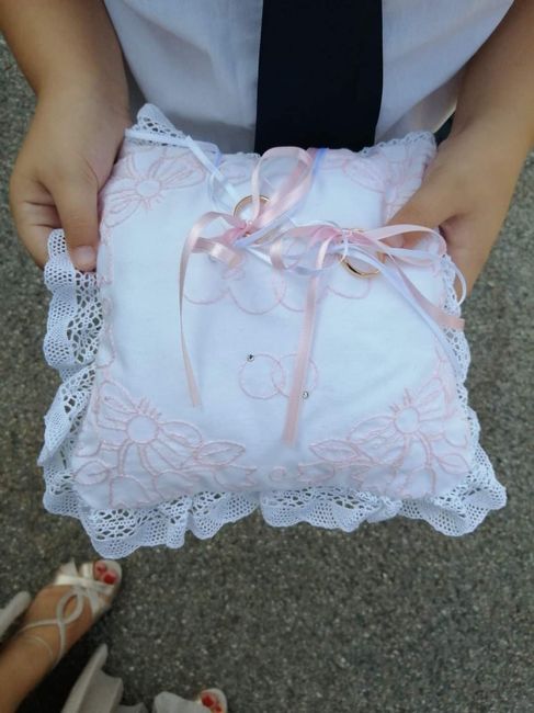 Cuscino portafedi - 1