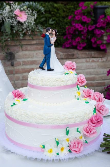 Avete già scelto la torta per le vostre nozze? 1