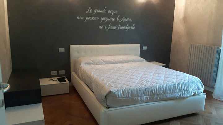  Quadro sopra il letto - 1