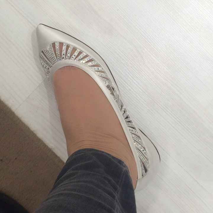 Spose dalle scarpe basse - 1