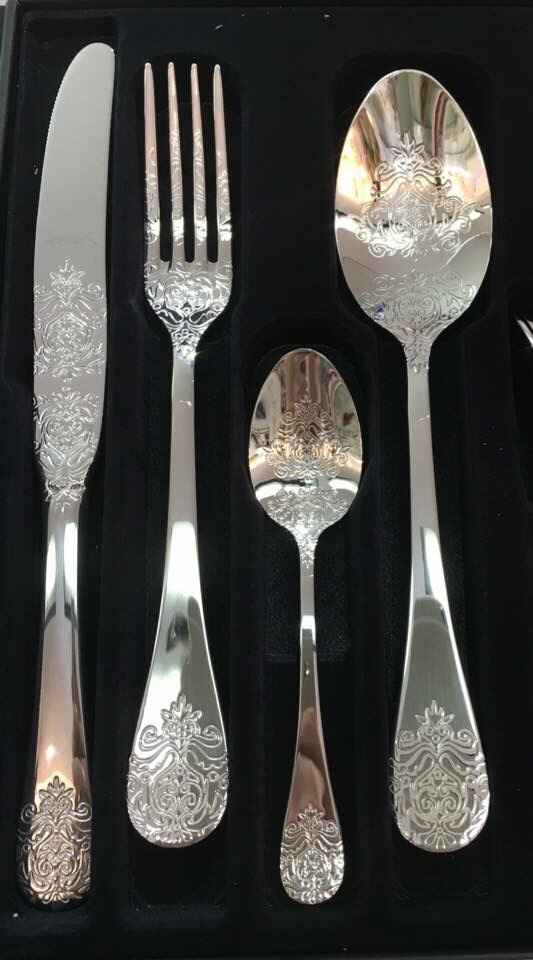 Servizio di piatti - 2