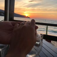 E ora mostraci una foto del tuo anello di fidanzamento! - 1