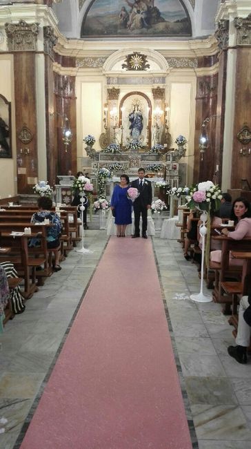 Chiesa e tappeto - 1