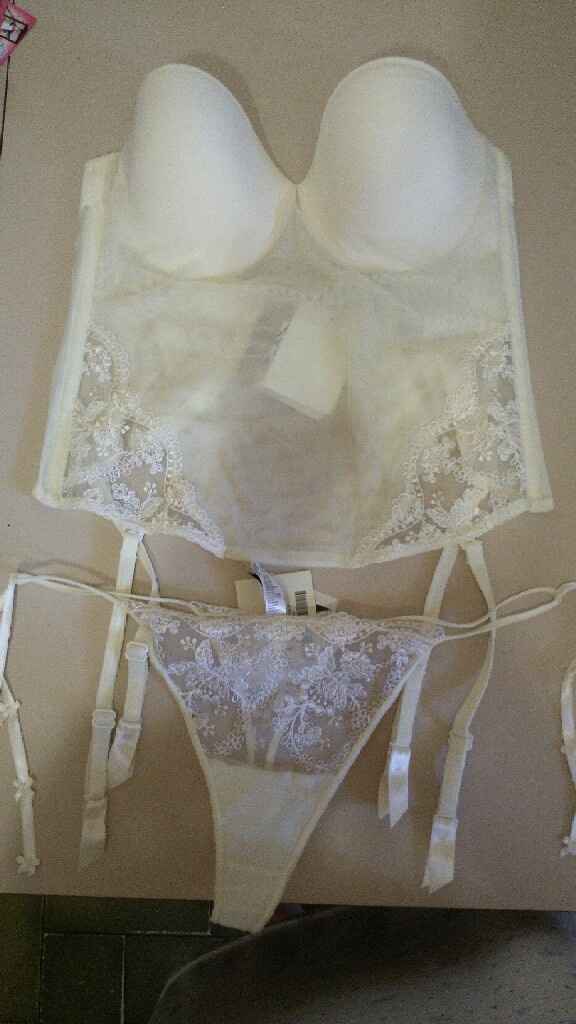 Intimo sotto il vestito - 1