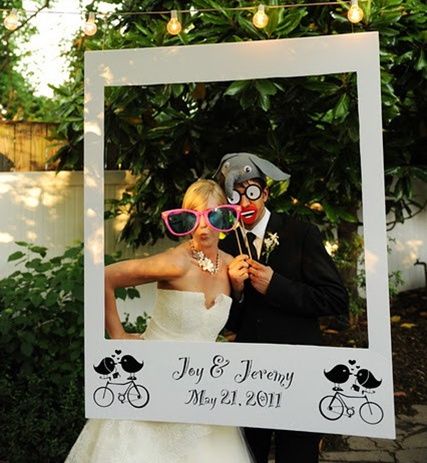 Cornice photo booth - 1
