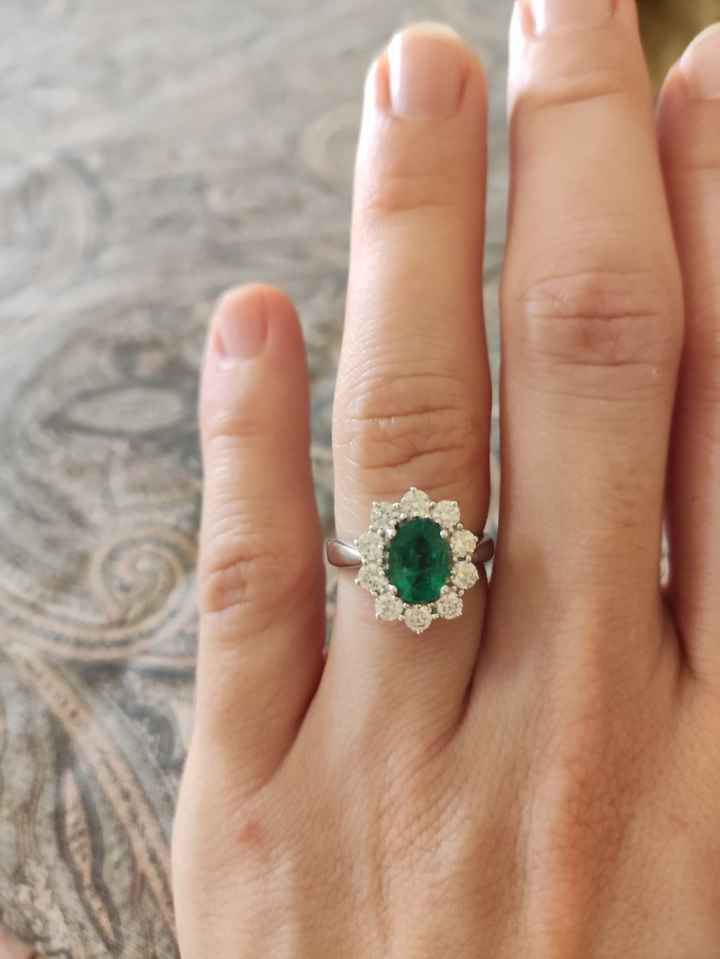 Celebriamo l'amore! Uscite l'anello 📸💍🥳❤️ - 1