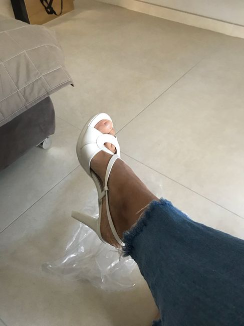 Sposine vi va di postare le vostre scarpe da sposa?! - 1