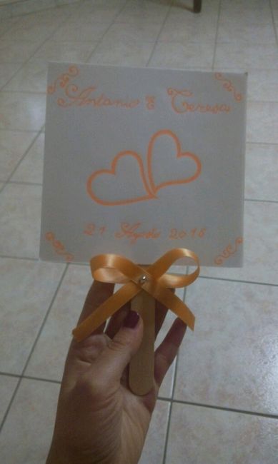 Qualcuno di voi che si sposa in estate realizzerà i ventaglini per la chiesa? - 1