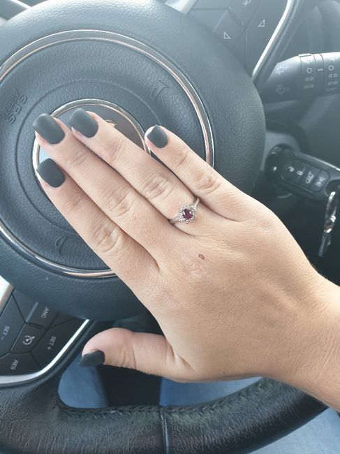 fede nuziale e anello di Fidanzamento. 4