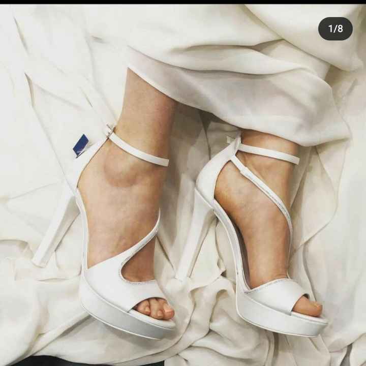 Scarpe sposa... classica o fuori dal comune? - 2