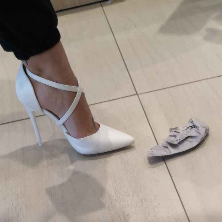 Scarpe trovate 👠 - 1