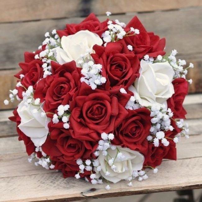 Bouquet rose rosse e bianche 9