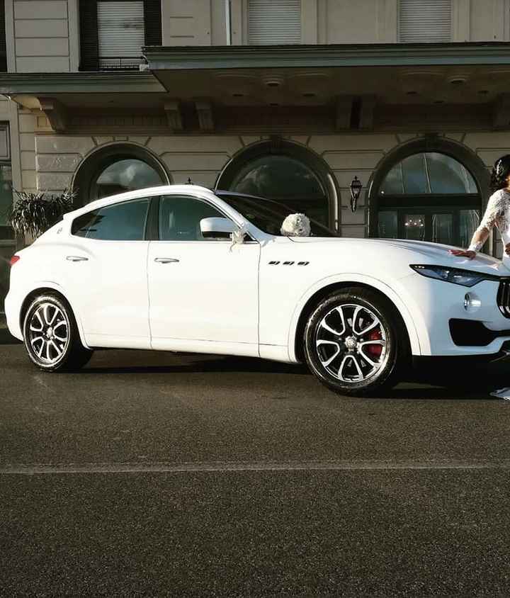 Che macchina avete scelto per il grande giorno 👰🏻 - 2