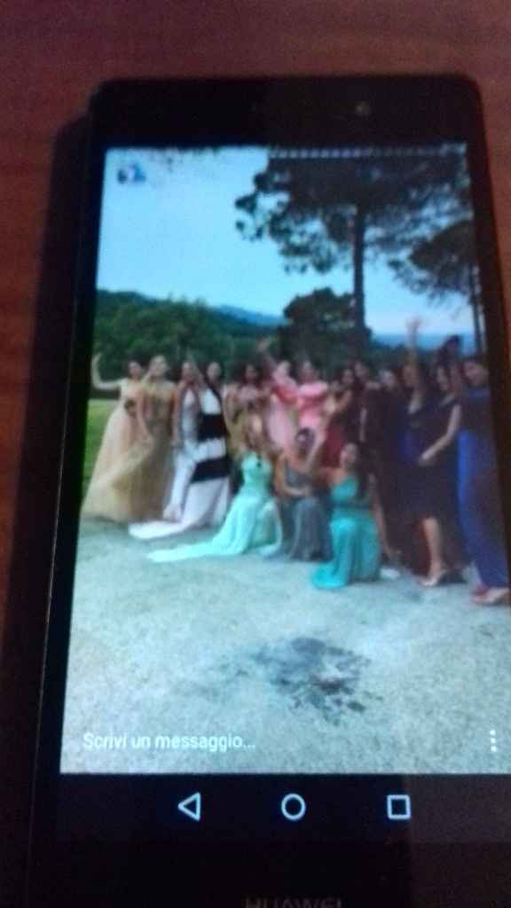 invitate disposte per colore