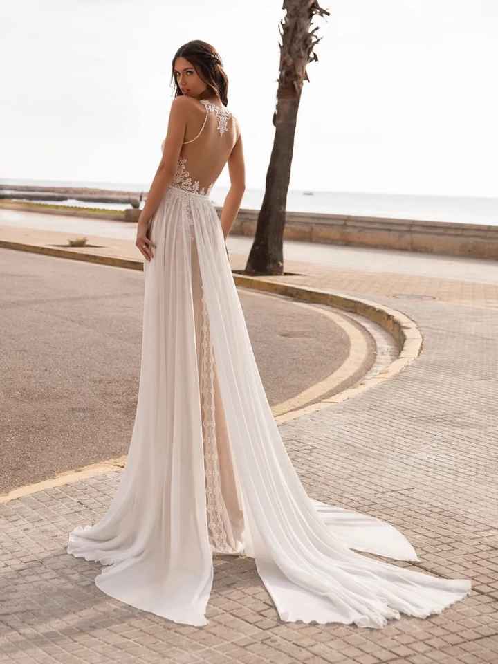 Scollatura halter (americana) e acconciature: mi fate vedere le vostre? - 2
