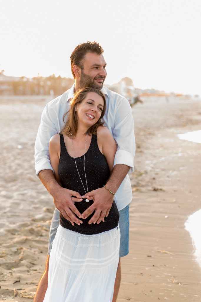 Condivido con voi le nostre foto col pancione....😍 - 2