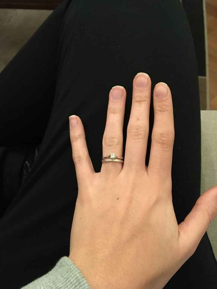 Guardarsi l'anello😍 ed essere felici! - 1