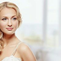 Acconciatura e colore unghie - 3