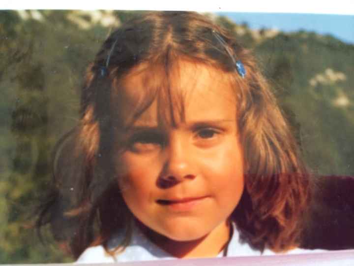 Una nostra foto da bambina e da adulta - 1