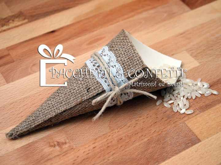 Coni porta-riso in iuta 