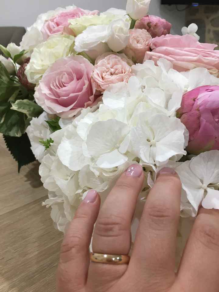 Donne sposate, a me! Fatemi vedere la vostra fede! - 1