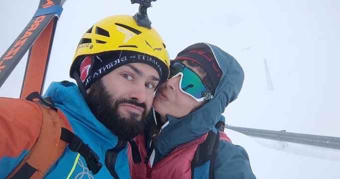 Postate una foto di voi due 👇 - 1