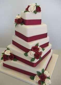 Wedding cake a piani squadrata