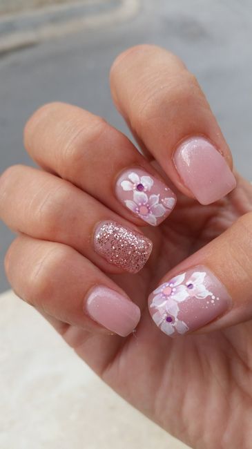 Appassionata di unghie  - 4