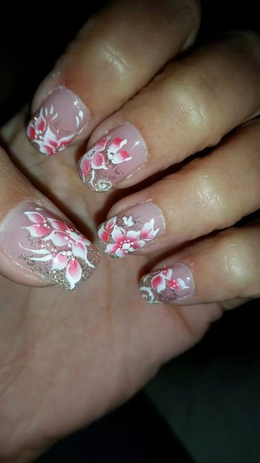 Appassionata di unghie  - 5