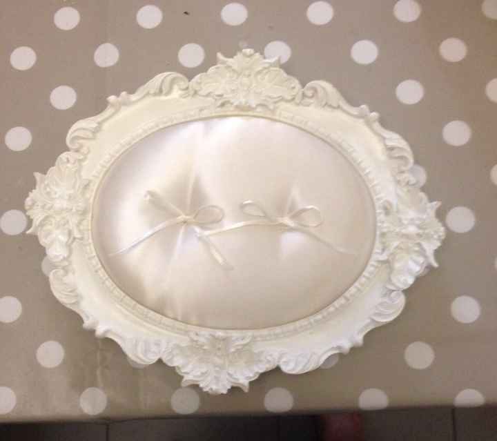 Portafedi..che non sia il cuscino - 1