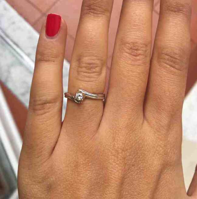 Solitario :domanda un po' frivola : quante volte lo guardate , vi piace? Lo volevate diversamente? P